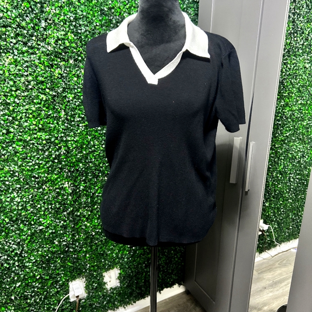 Cable & Gauge Collared Top